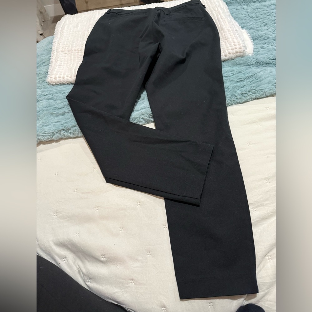 Old Navy Black High-Rise Pixie Pants Size 8 - Picture 2 of 11